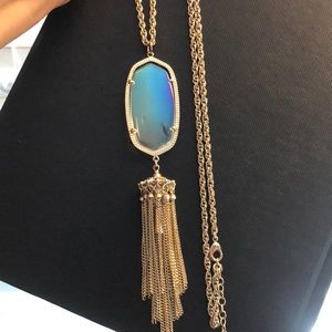 EUC KENDRA SCOTT CLEAR IRIDESCENT RAYNE NECKLACE